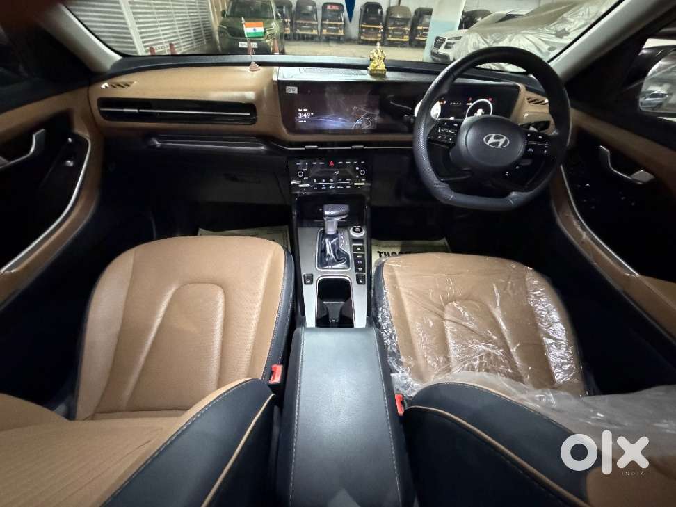 Hyundai Alcazar Signature 1.5 Petrol Dct 6str, 2024, Petrol