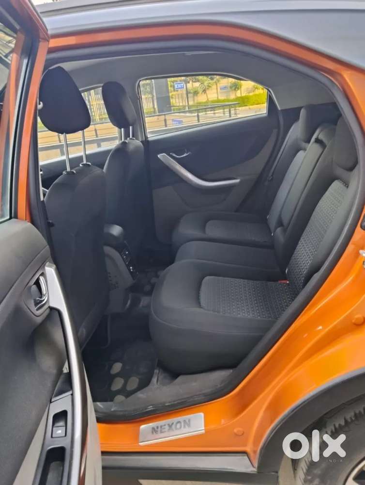 Tata Nexon 1.2 Revotron Xza Plus Dualtone, 2018, Petrol