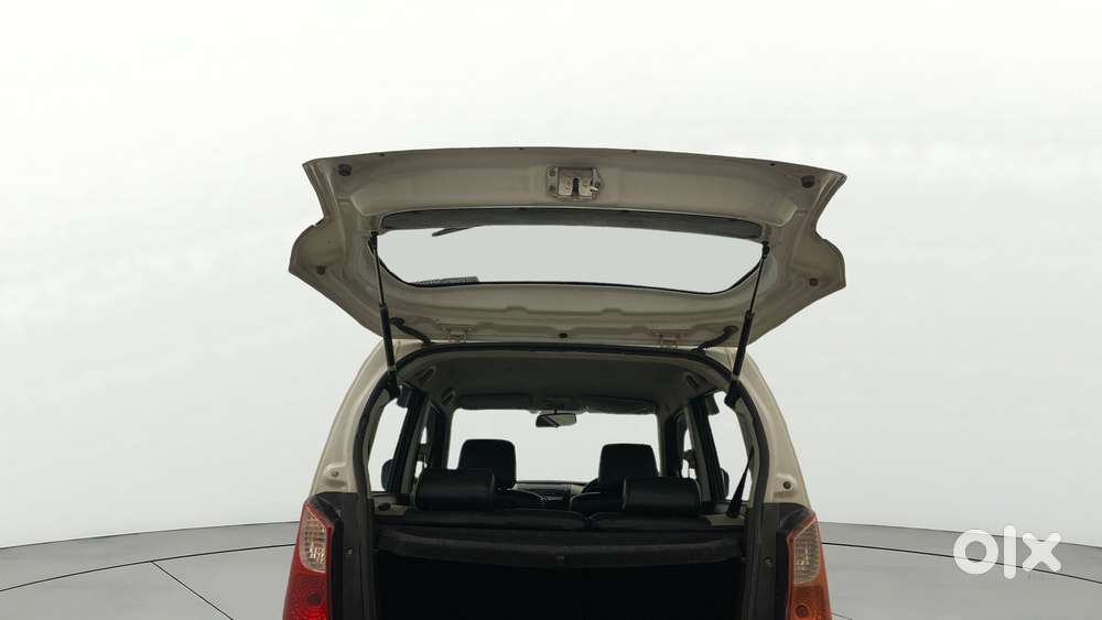 Maruti Suzuki Wagon R Vxi Amt, 2017, Petrol