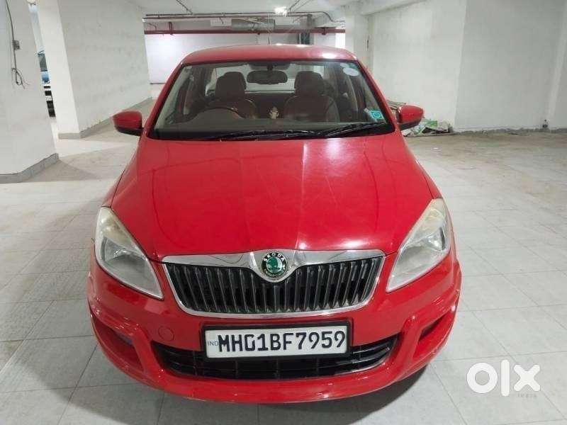 Skoda Rapid 1.6 Mpi Ambition Plus, 2012, Petrol