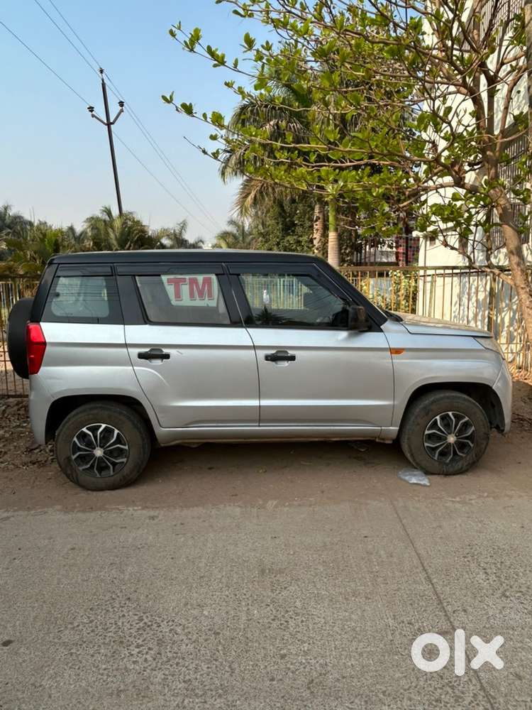 Mahindra Tuv 300 2017 Diesel Well Maintained