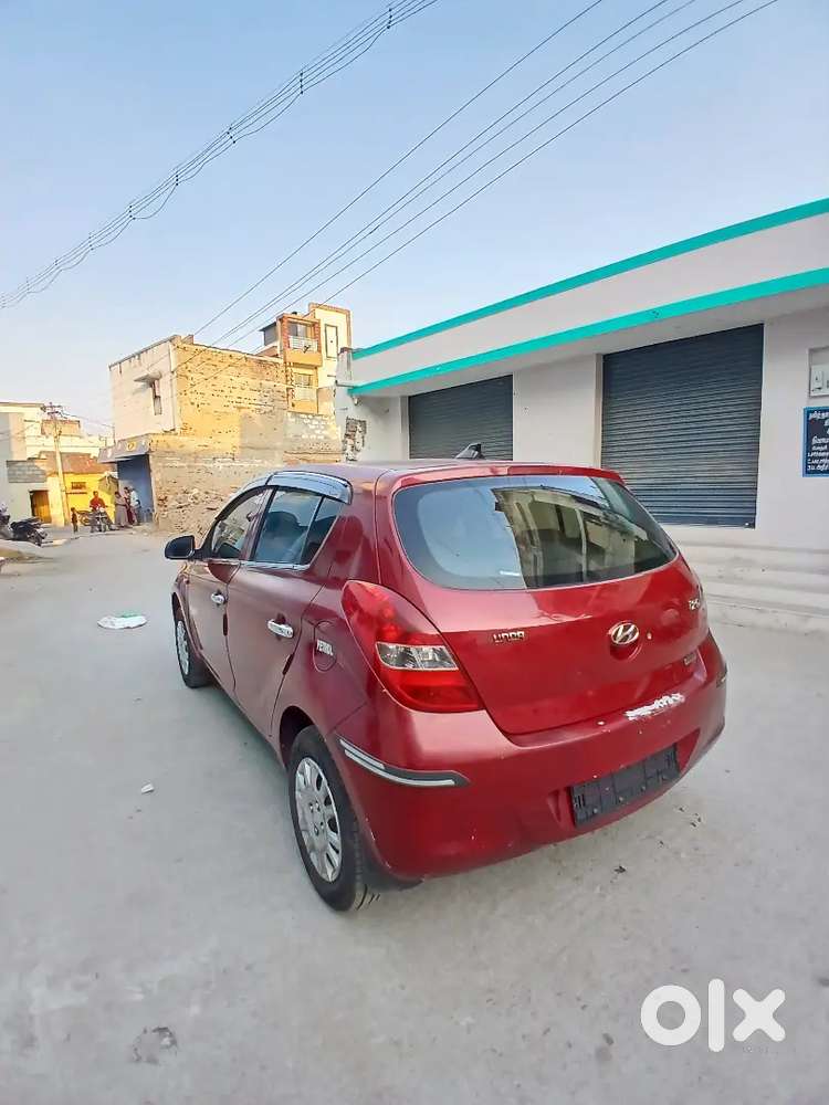 I20 Megna 2011 Model Petrol Variant