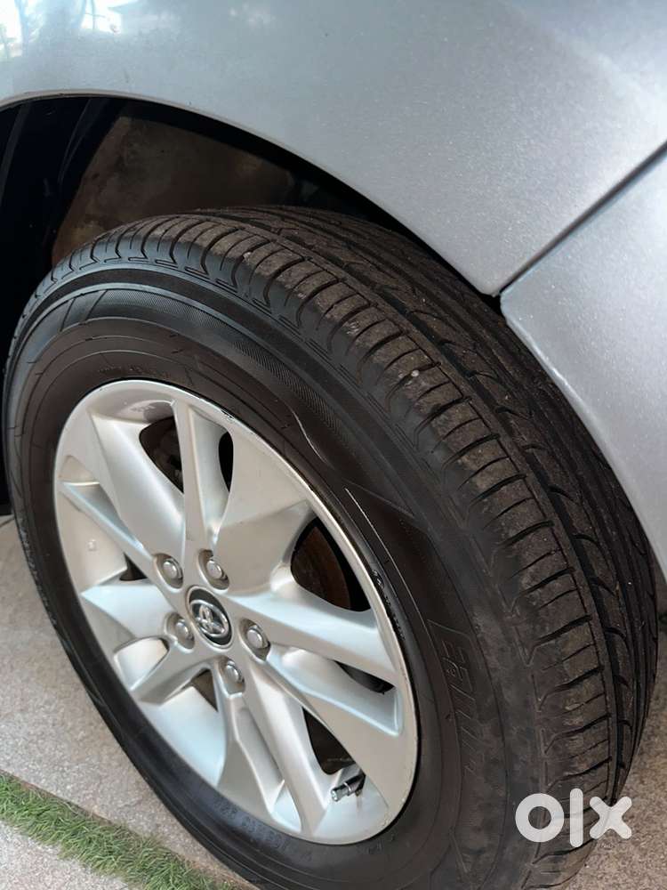 Toyota Innova Crysta 2018
