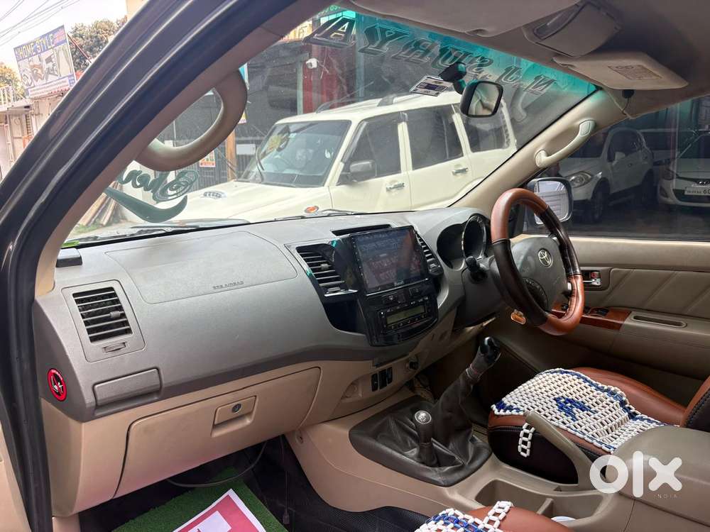Toyota Fortuner Sportivo 4x4 Mt, 2011, Diesel
