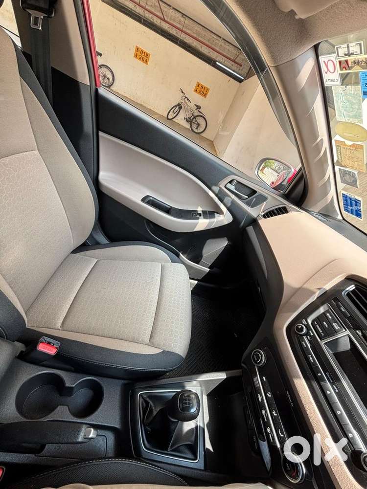 2015 Hyundai Elite At Best Price - First Owner!!