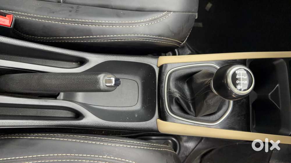 Honda City 1.5 V 5th Gen I-vtec Mt, 2021, Petrol