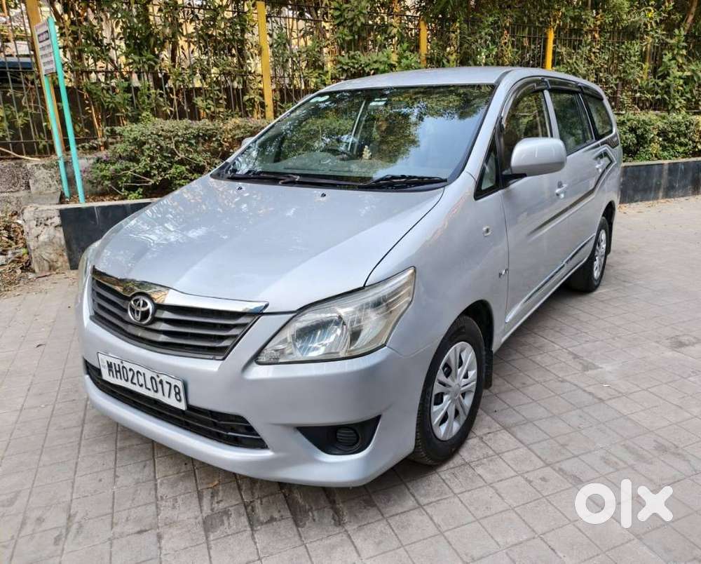 Toyota Innova 2.5 Vx 8 Seater Bs Iv, 2012, Diesel