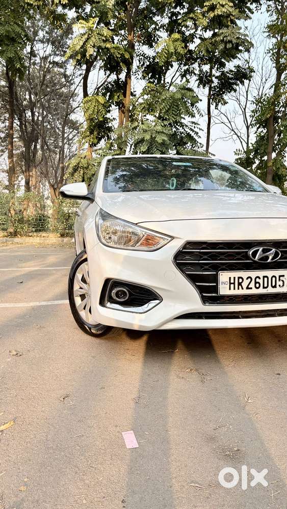 Hyundai Verna 1.6 Ex Vtvt, 2018, Petrol