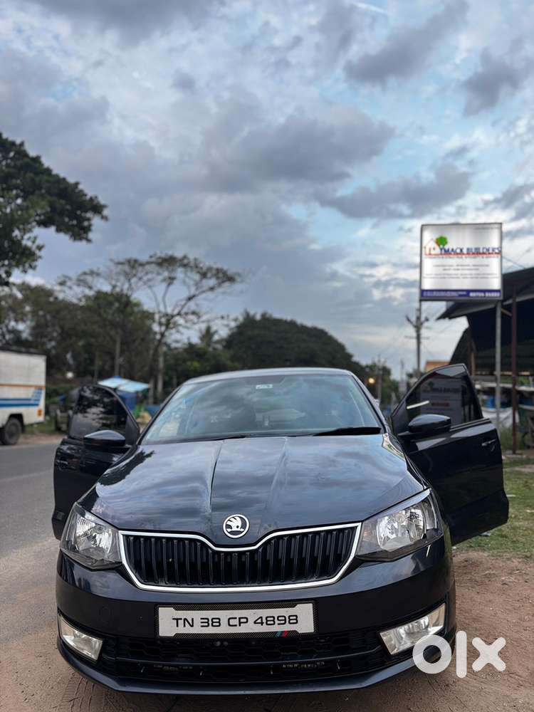 Skoda Rapid Petrol 2018