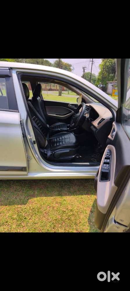 Hyundai New I20 1.2 Asta (o) Ivt, 2019, Petrol