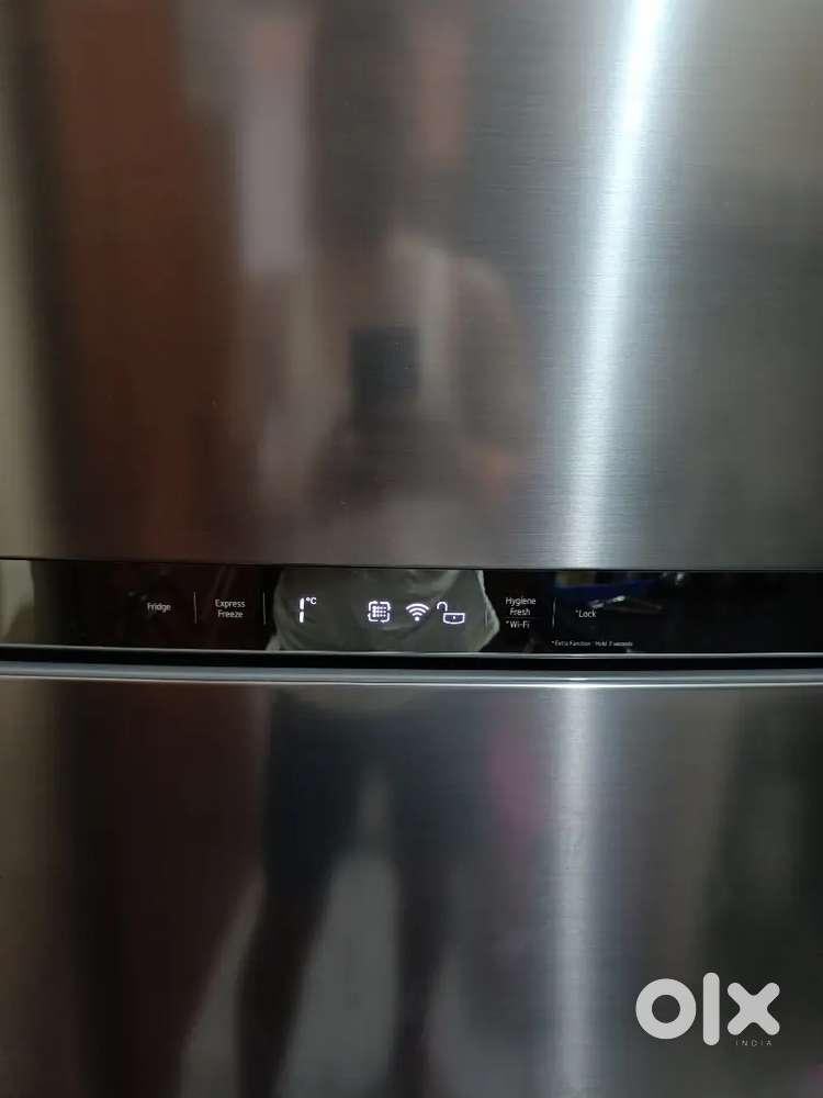 LG 630 litre, frost free refrigerator