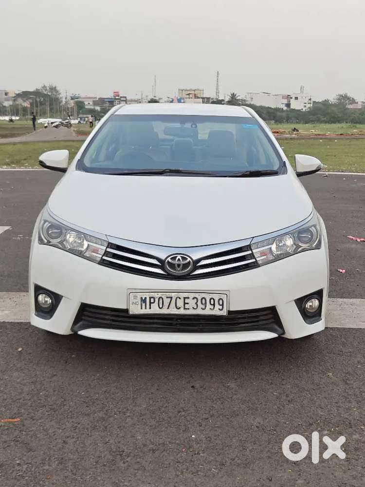 2016 Toyota Corolla Altis पेट्रोल ऑटोमैटिक