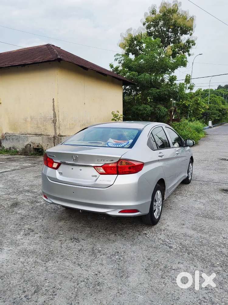 Honda City(v) Mt 1.5 Corporate Edition