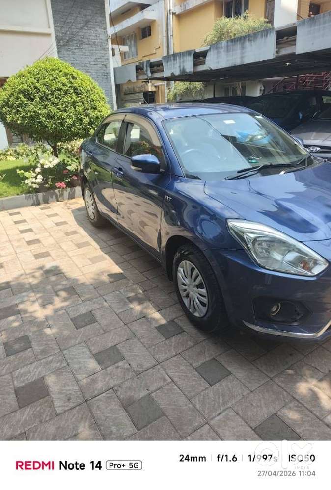 Maruti Suzuki Dzire 1.2 Vxi Amt, 2017, Petrol