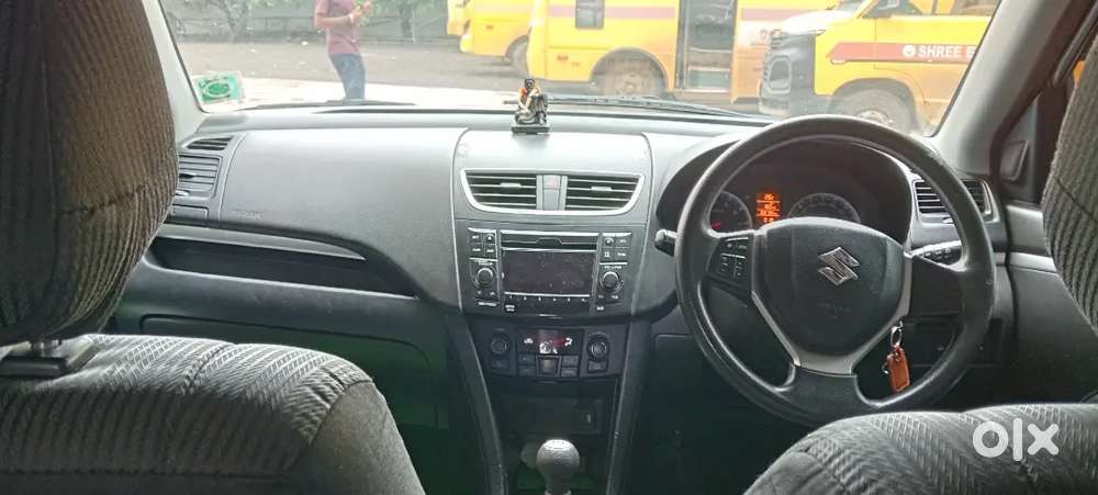 Maruti Suzuki Swift Zxi 2011