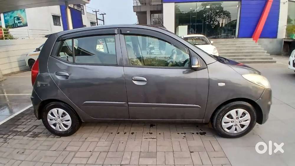 Hyundai I10 Sportz Petrol 2013