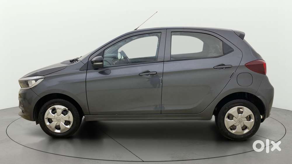Tata Tiago 1.2 Revotron Xt Cng, 2022, Cng & Hybrids