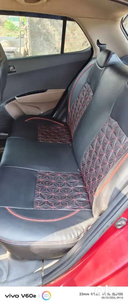 Hyundai Grand I10 2015 Diesel 80000 Km Driven