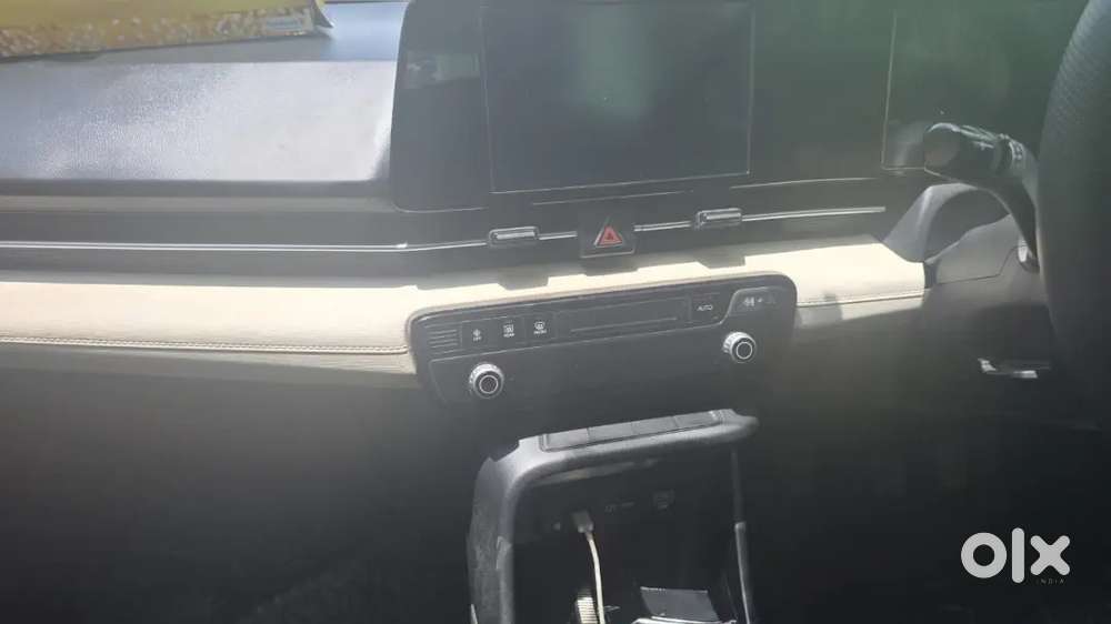 Hyundai Verna Sx 2025
