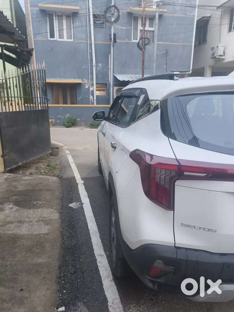 Kia Seltos Petrol Manual 2024