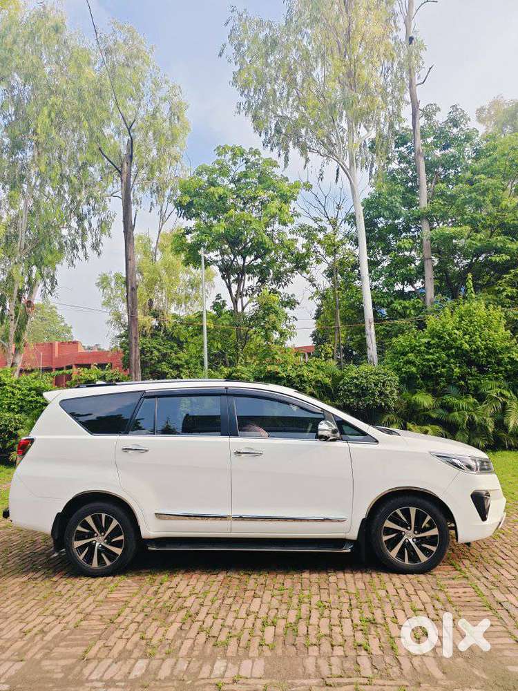 Toyota Innova Crysta Zx 2.4 Diesel 7 Seater, 2022, Diesel