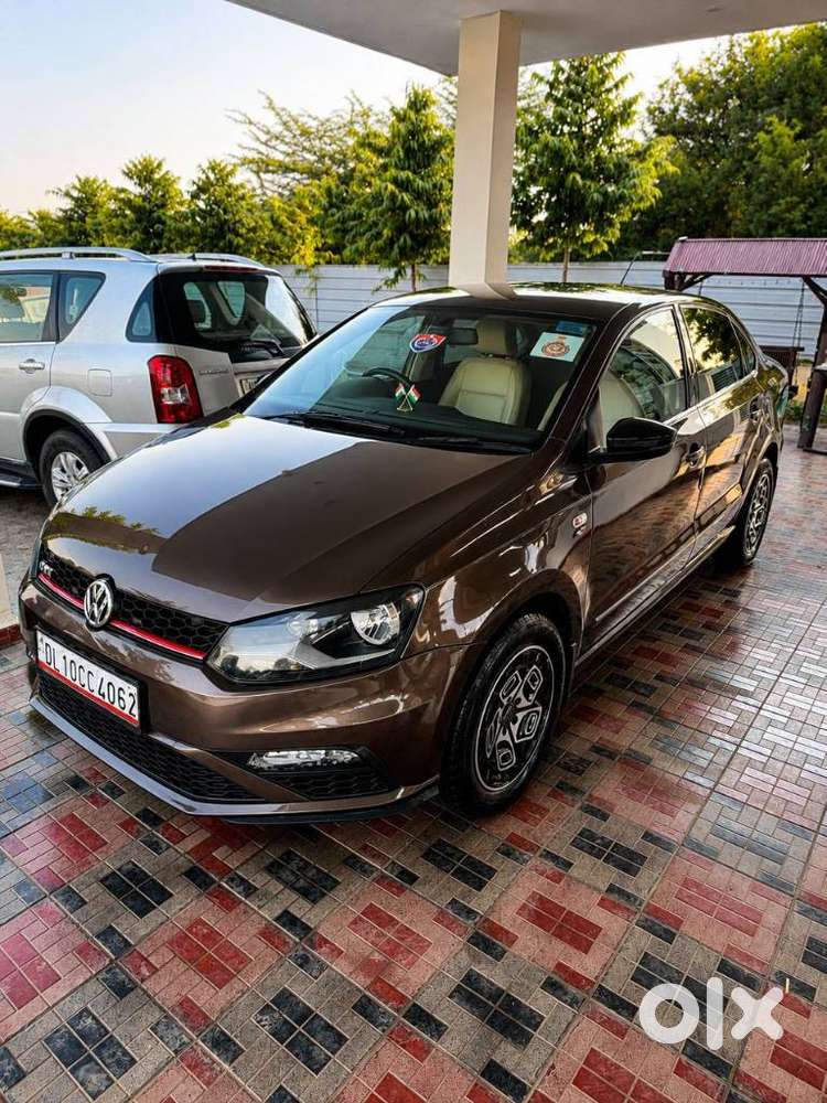 Volkswagen Vento Petrol Highline At, 2015, Petrol
