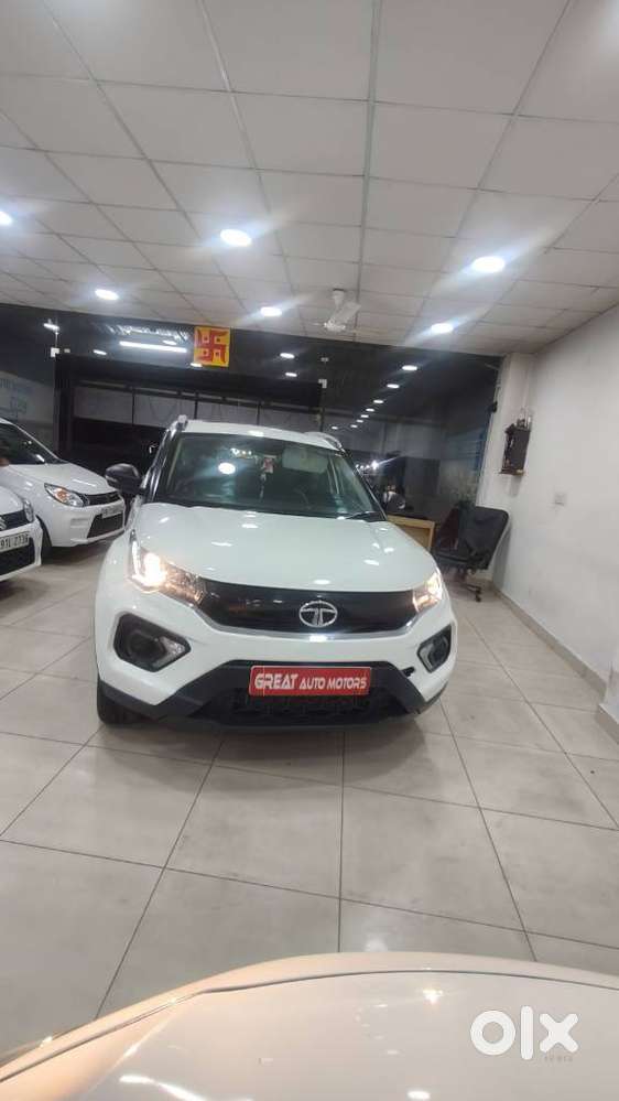 Tata Nexon 1.5 Revotorq Xt, 2020, Petrol