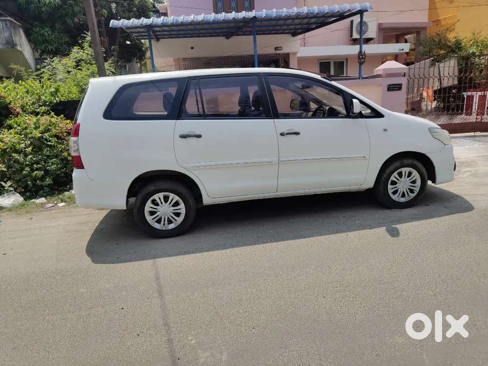 Innova 2015 Model Engine And Body Excellent Condition With Low Mileage