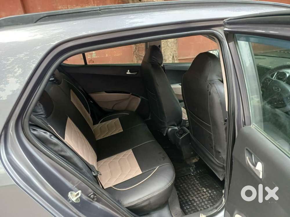 Hyundai Grand I10 Sportz, 2016, Petrol
