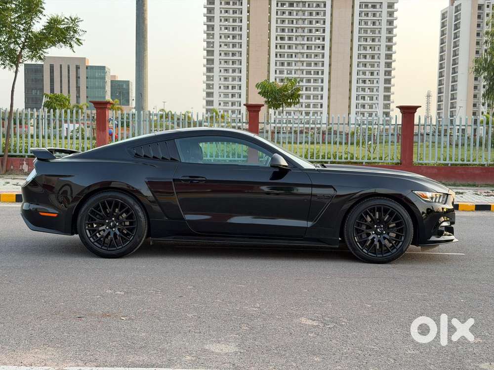 Ford Mustang V8, 2019, Petrol