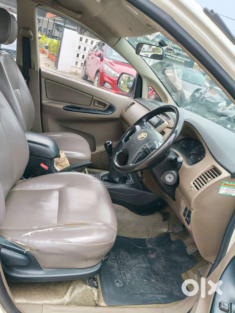 Toyota Innova 2.5 G (diesel) 7 Seater, 2016, Diesel