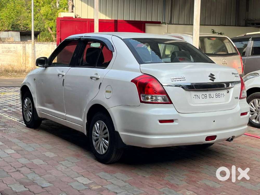 Maruti Suzuki Swift Dzire Vxi, 2011, Petrol