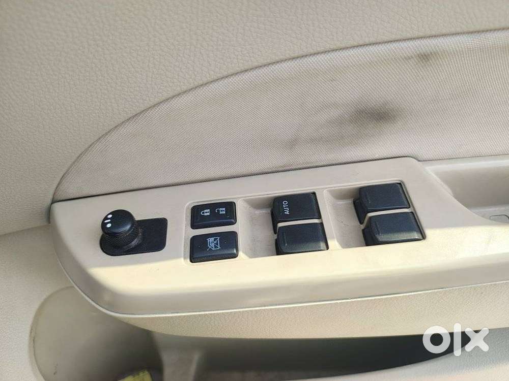 Maruti Suzuki Swift Dzire Zdi Bsiv, 2015, Diesel