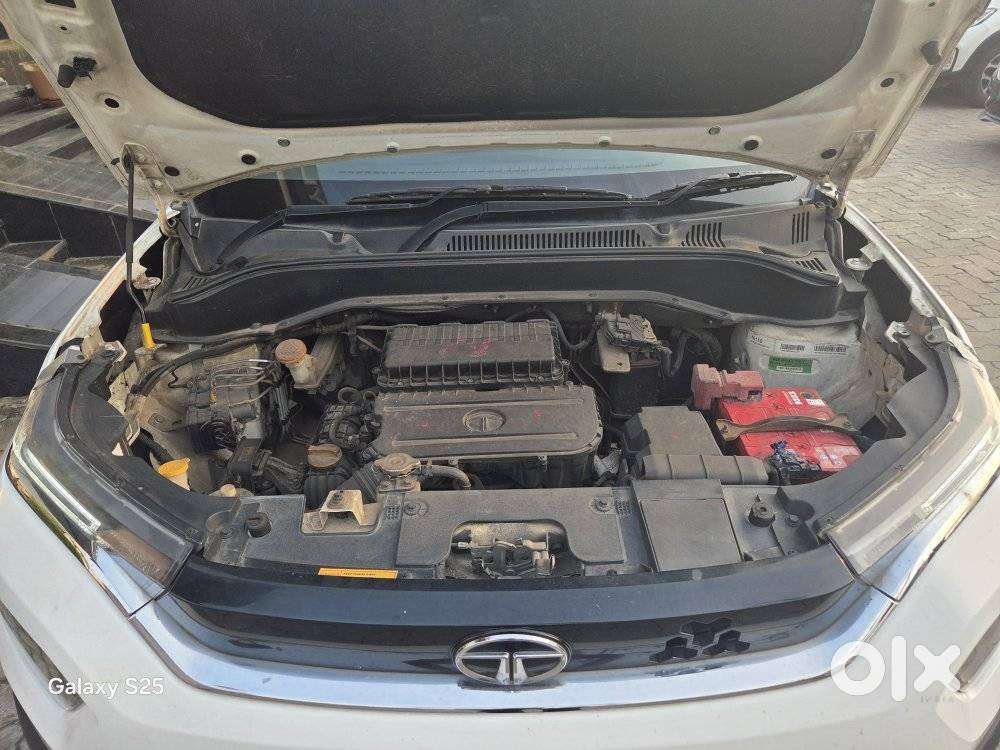 Tata Punch 1.2 Revotron Creative Dual Tone, 2022, Petrol