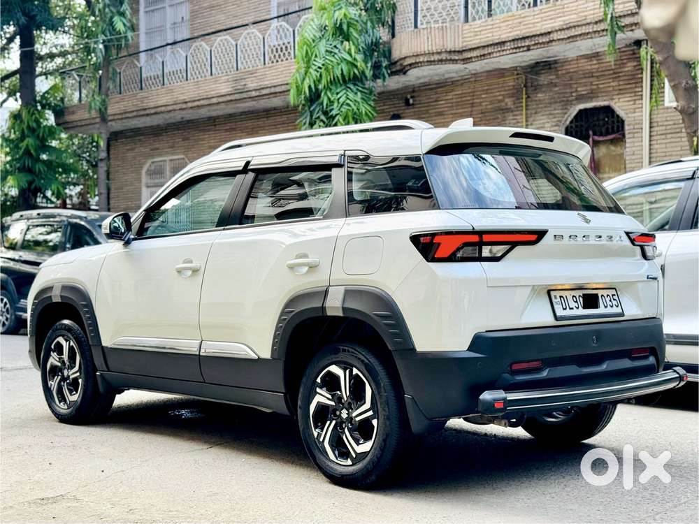 Maruti Suzuki Brezza 1.5 Lxi Smart Hybrid, 2025, Petrol