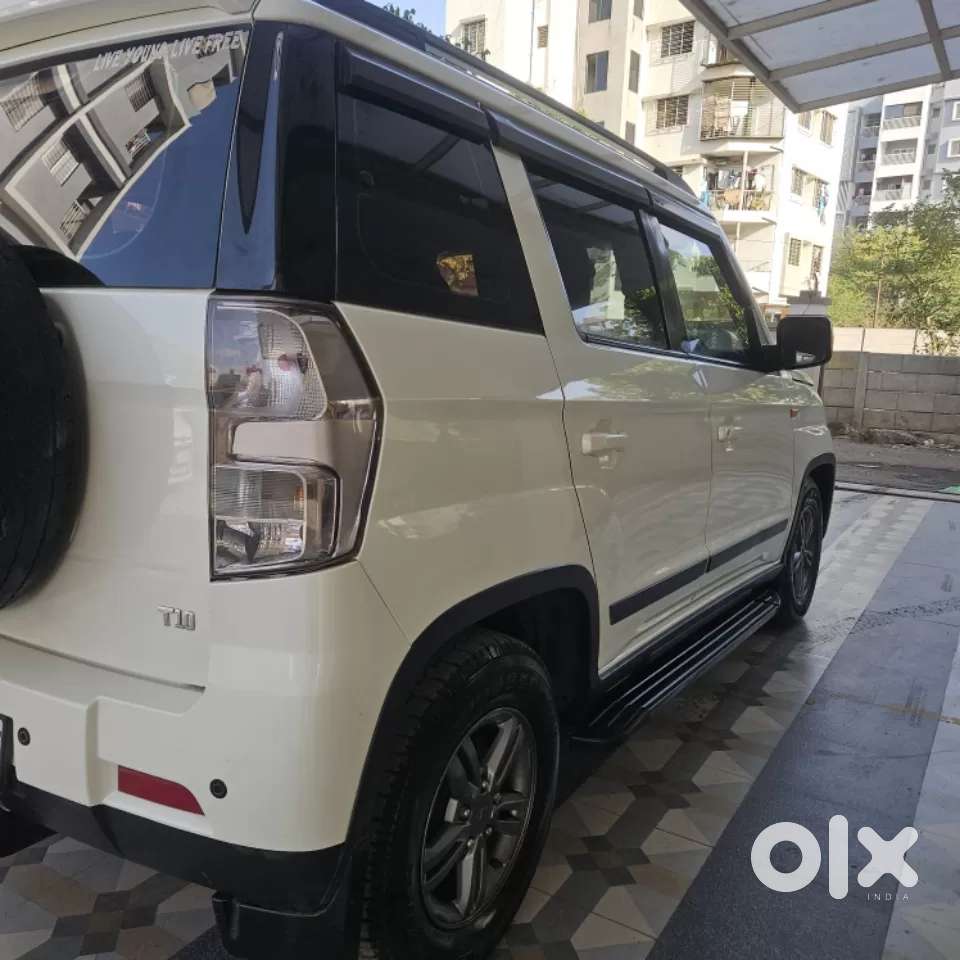 Mahindra Tuv 300 T10 Dual Tone, 2020, Diesel