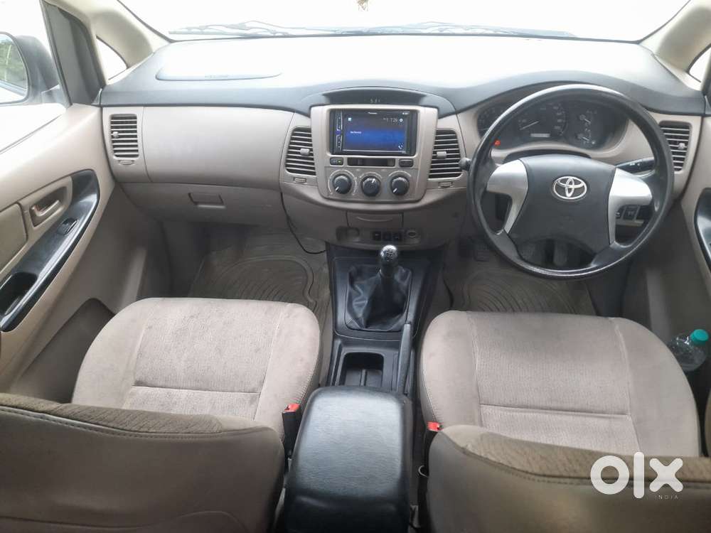 Toyota Innova 2.5 Gx 8 Seater Limited Edition, 2015, Diesel