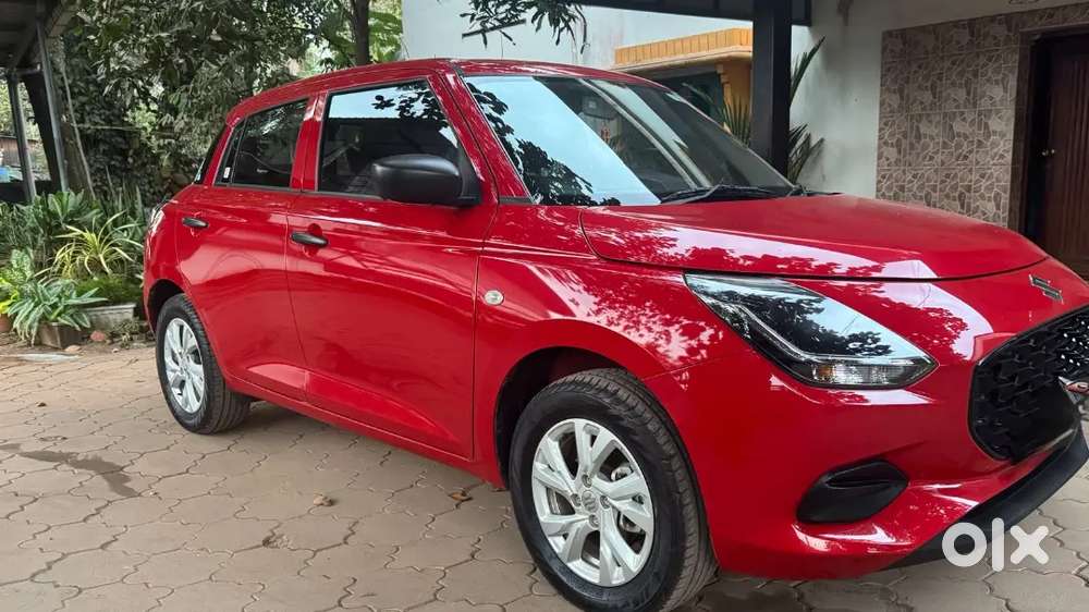 Maruti Suzuki Swift Lxi 2025 Cng & Hybrids 9000 Km Driven
