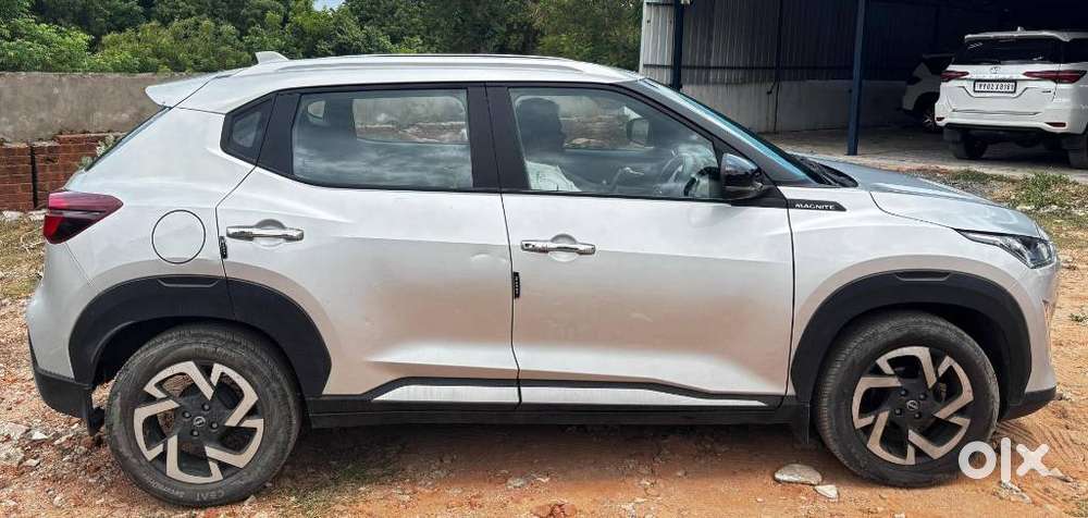 Nissan Magnite 1.0 Xv, 2022, Petrol