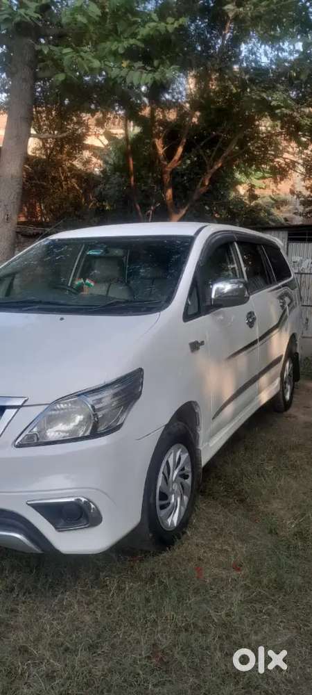 Toyota Innova Diesel 2014