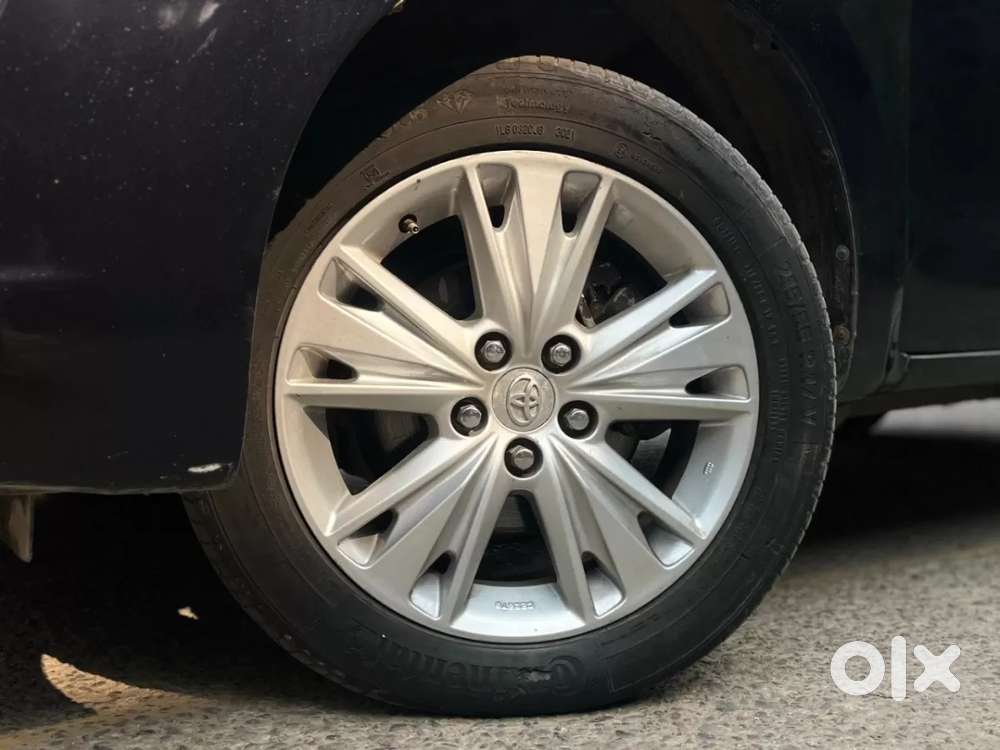 Toyota Innova Crysta [2020-ongoing] 2.7 Gx At 7 Str, 2021, Diesel