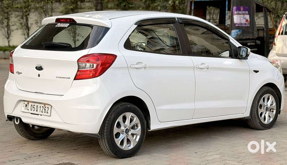Ford Figo Titanium Blu, 2017, Petrol