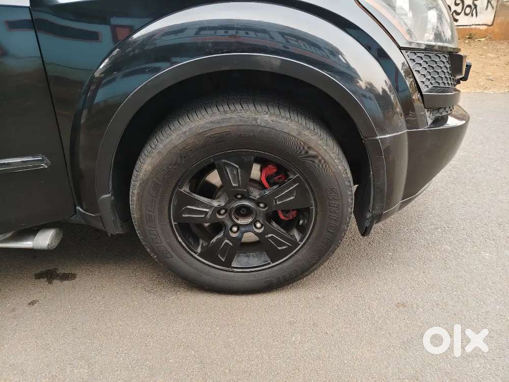 Mahindra Xuv500 2014 Diesel 95000 Km Driven