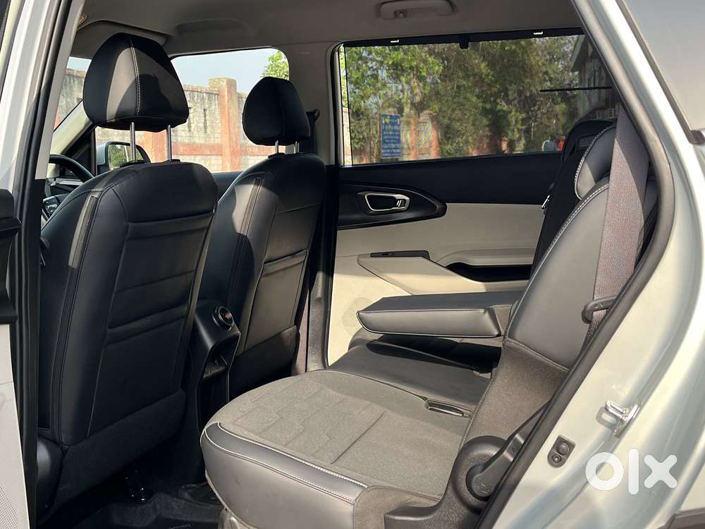 Kia Carens Clavis Htk, 2025, Petrol