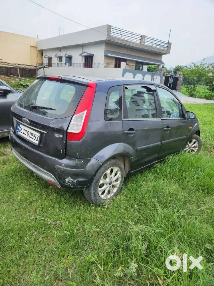 Ford Figo Titanium 2013