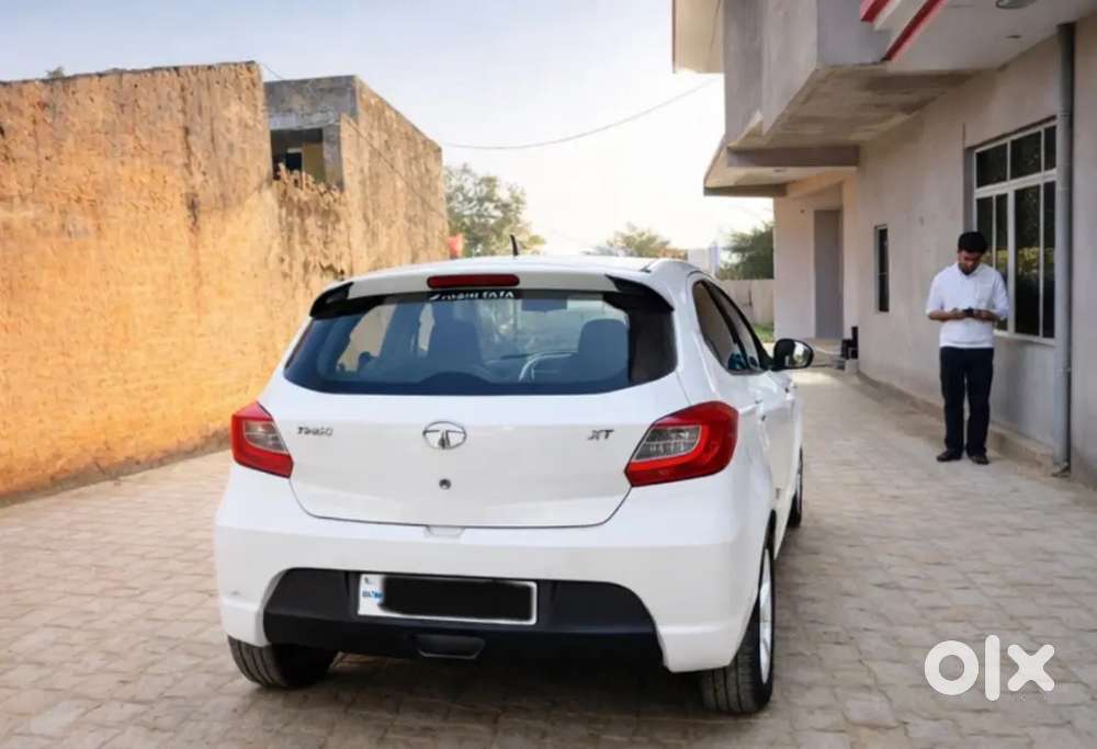 Tata Tiago 2016 Petrol 51000 Km Driven