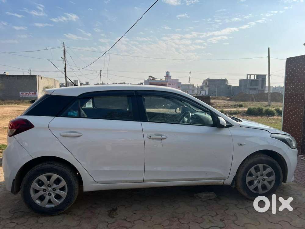 Hyundai Diesel Car 2018 Year Good Condition Good Average 25+