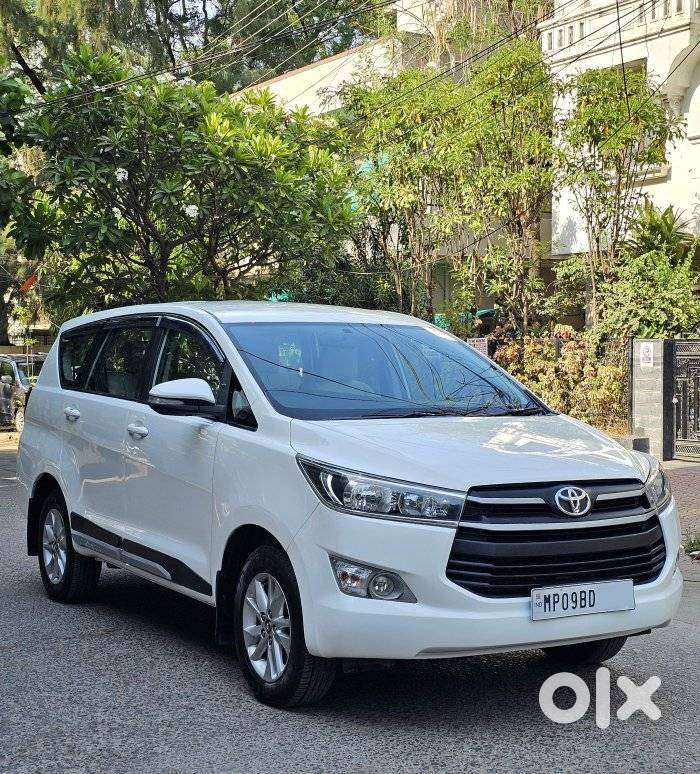 Toyota Innova Crysta 2.8 Gx At 8s, 2018, Diesel
