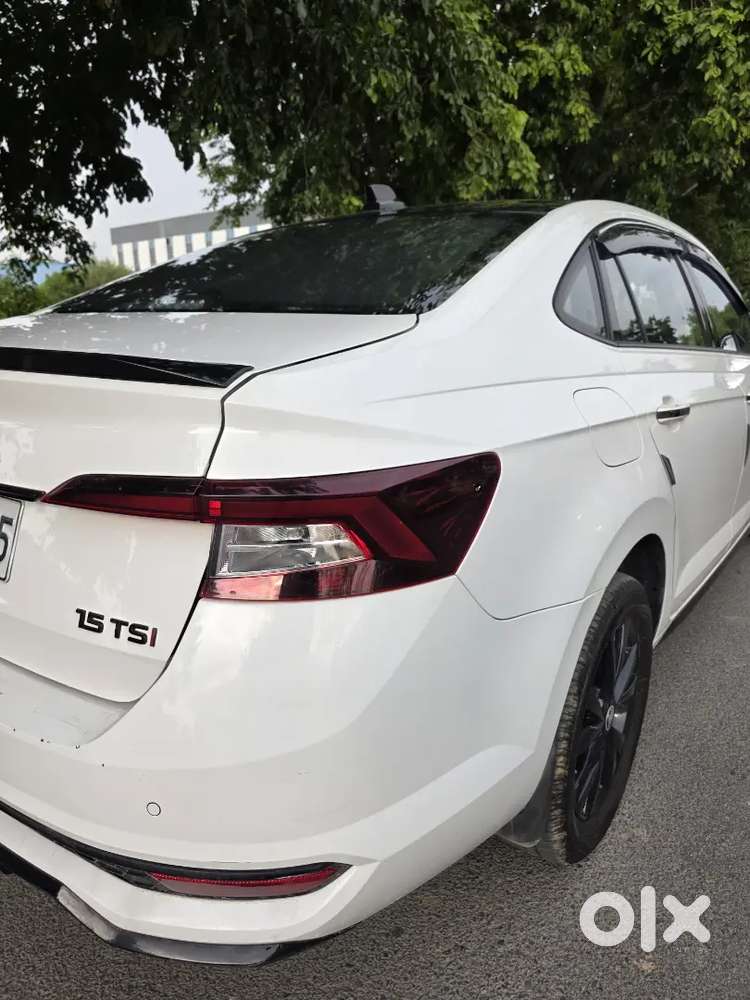 Skoda Slavia 2025 Petrol 6800 Km Driven