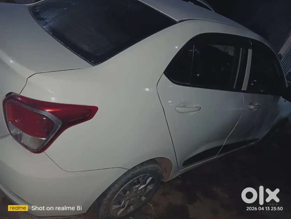 Hyundai Xcent 2015